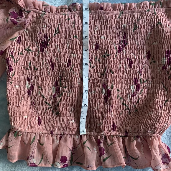 Floral Off The Shoulder Crop Shirt - Picture 5 of 6